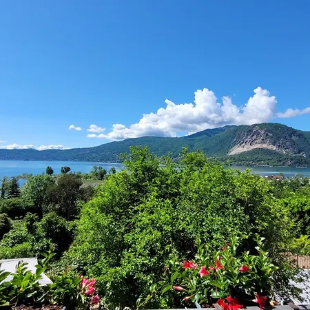 La Lanterna Bed & Breakfast Verbania