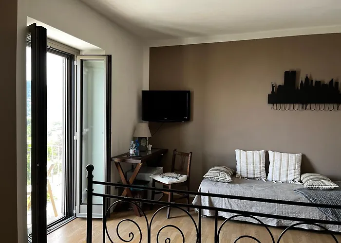 Couette-café La Lanterna 3*
